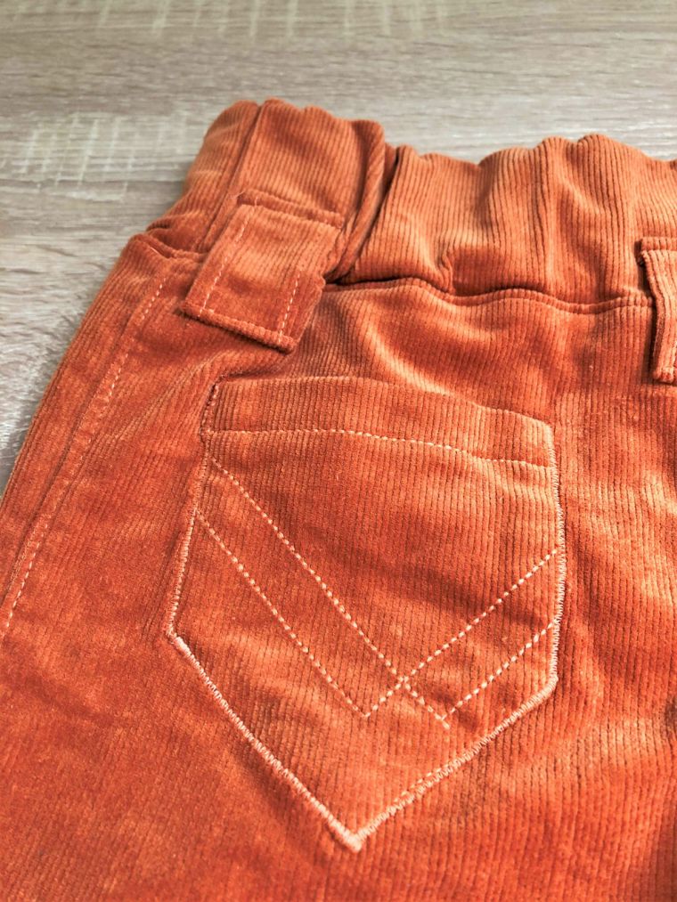 © Lieve Deduytschaever 200305 09